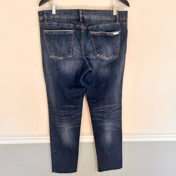 White House Black Market Slim Crop 12L blue jeans - Picture 2 of 5